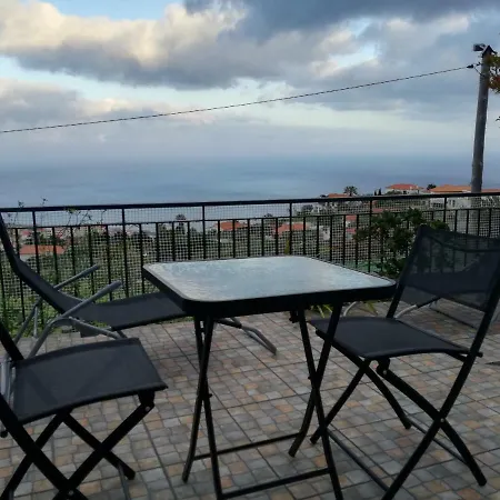 Panoramic Views Apartment *